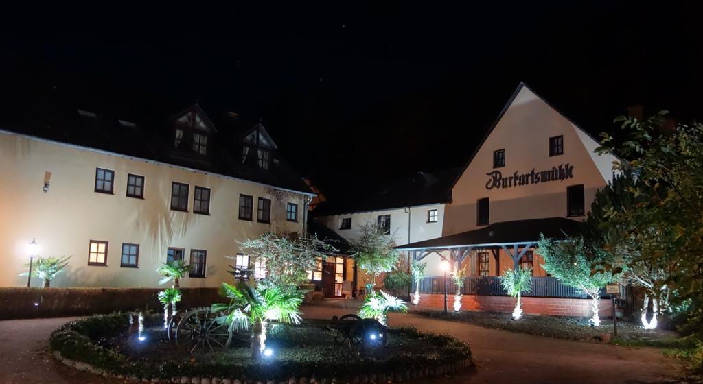 Landhotel Burkartsmuehle Hofheim am Taunus Dış mekan fotoğraf